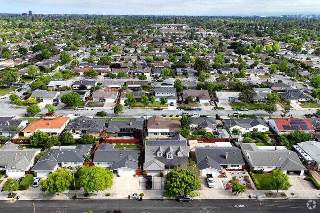 Rose-Sartorette provides a diverse range of houses styles in San Jose.