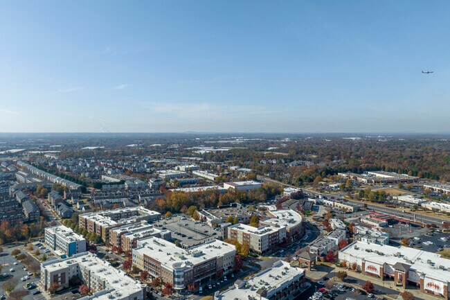 Residents of Ayrsley enjoy an area that is full of so much to do and also close to Charlotte.