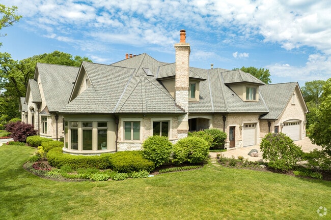 Large estates in Northbrook resemble French Countryside architecture.