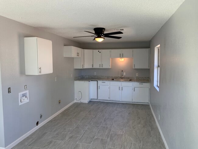 1016 N Roosevelt Ave, Sand Springs, OK 74063 - photo 6