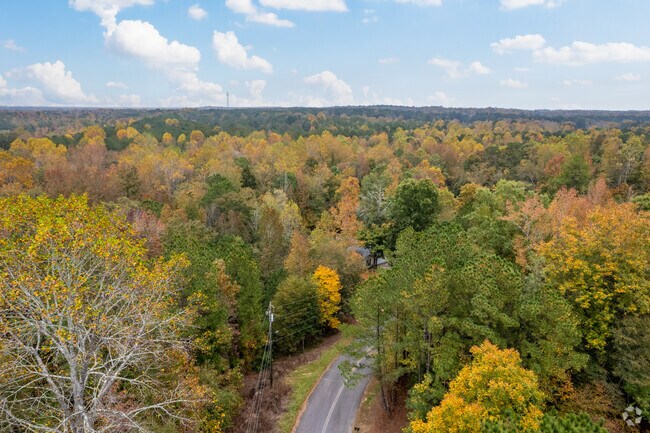 Ellerslie is located in Harris County with a 2020 census population of 1,054 residents.