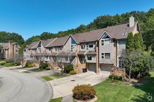 McCandless also offers townhomes in the neighborhood.