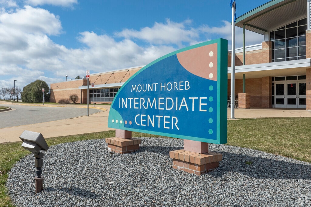 Welcome to Mount Horeb Intermediate School.