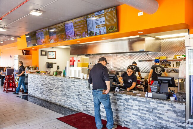 Alonso's Burrito Express near Timberlake serves delicious Mexican food.