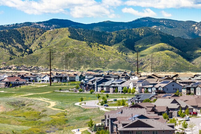 Sterling Ranch is nestled amongst the foothills of the rocky Mountains.