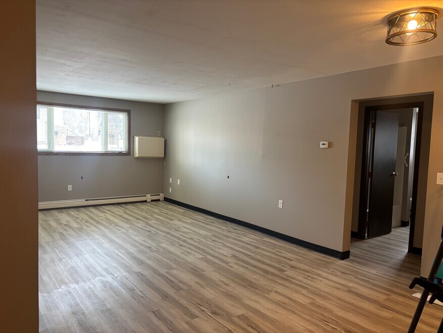 704 9th St NW unit 1, Cooperstown, ND 58425 - photo 1