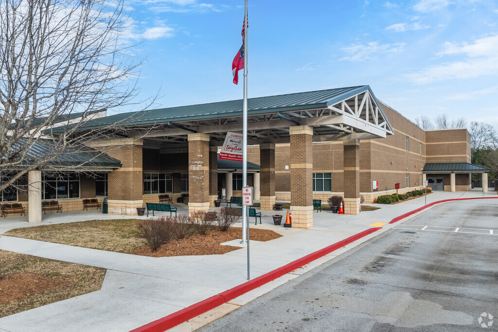 Clarkdale Elementary School, Rankings & Reviews - Homes.com