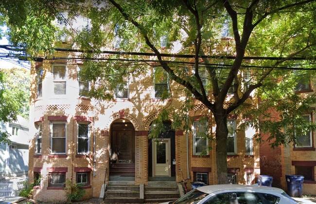 129 Cedar St unit 2, Roxbury, MA 02119 - photo 2