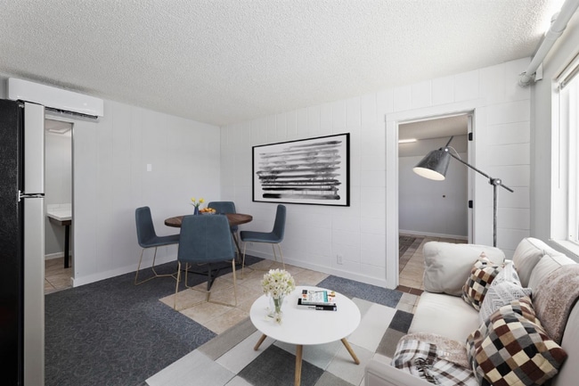 410 N 2nd E unit 301, Mountain Home, ID 83647 - photo 5