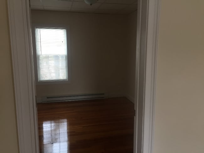 5 N Worcester St, Norton, MA 02766 - photo 3