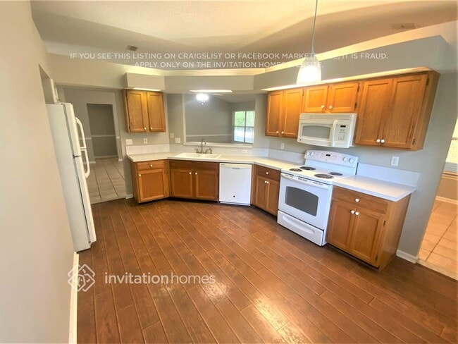 5666 Plum Hollow Dr W, Jacksonville, FL 32222 - photo 7