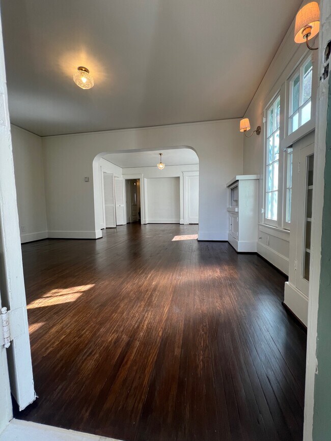 Living / Dining Rooms