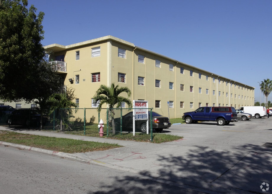 Punta Frances Apartments, Hialeah, FL 33014 - photo 1