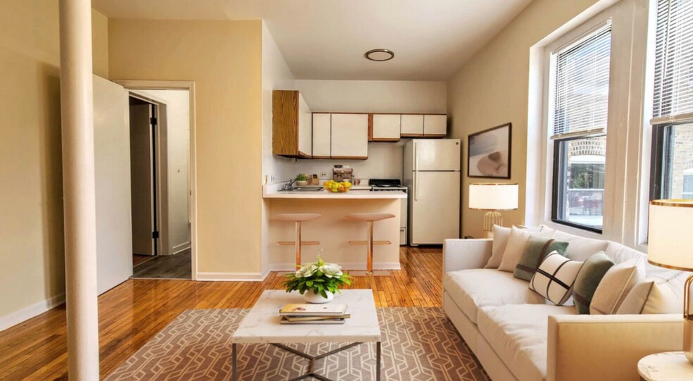 630 W Barry Ave unit 401, Chicago, IL 60657 - photo 1