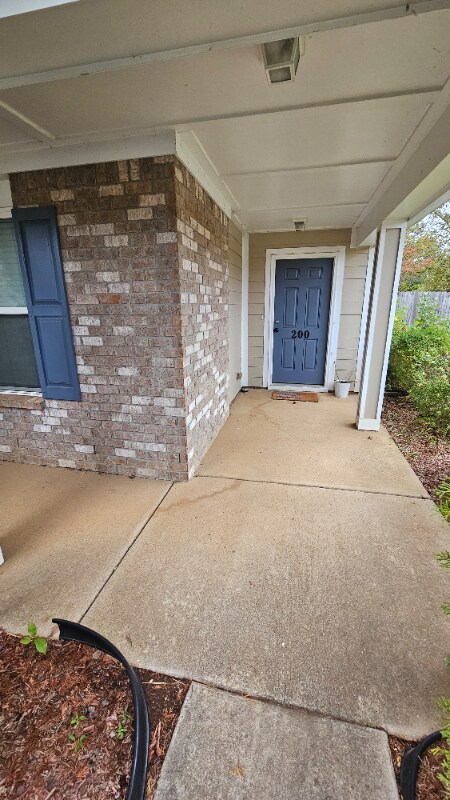200 Grantham Cir, Madison, AL 35756 - photo 2