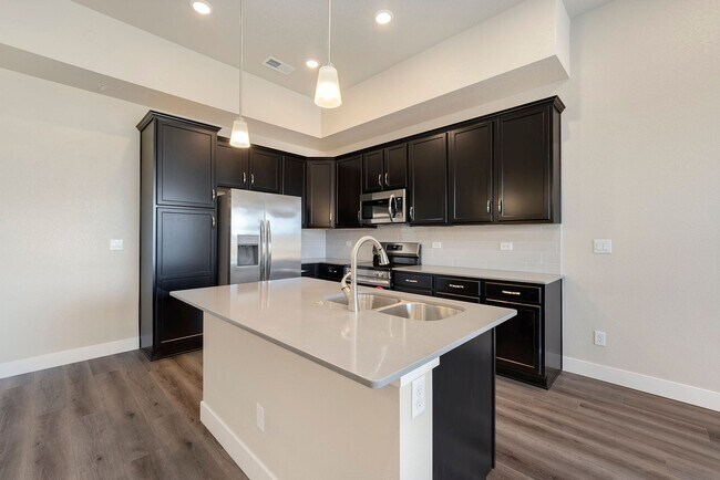 6809 Maple Leaf Dr unit 201, Timnath, CO 80547 - photo 4