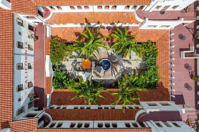 Villa Del Sol is a historic site which use to be a hotel but is now for shopping and dining.