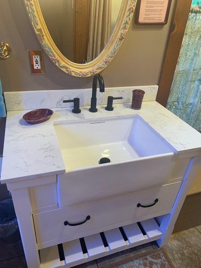 Deep farmhouse sink