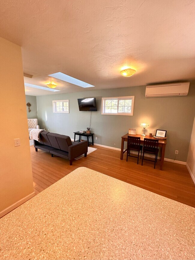 1428 Crown Ave unit ID1337820P, Medford, OR 97504 - photo 6