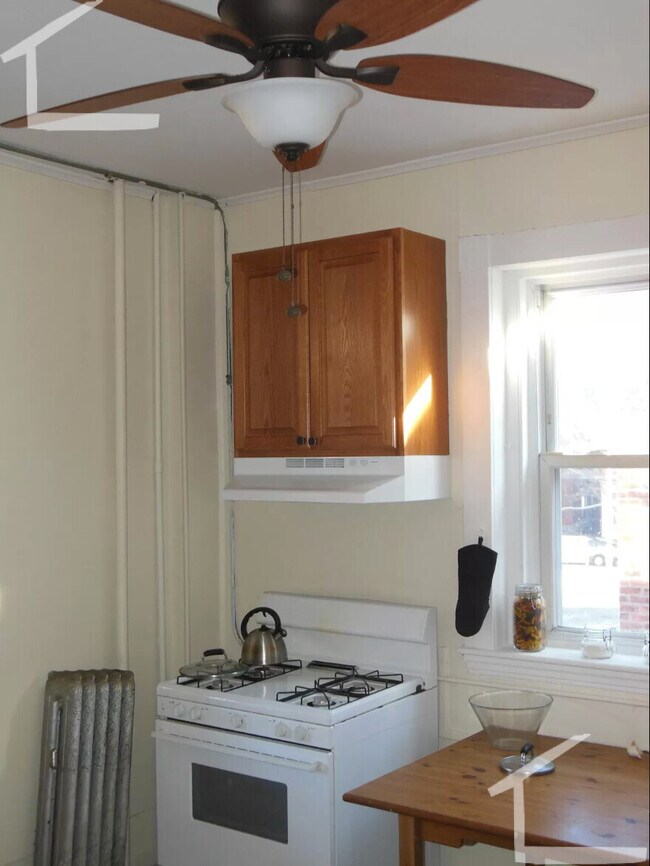 12 Royce Rd unit 3, Allston, MA 02134 - photo 4