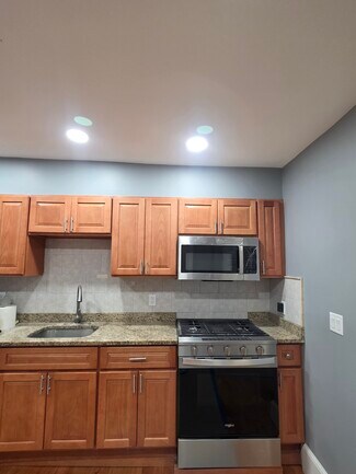 18 Mascot St, Boston, MA 02124