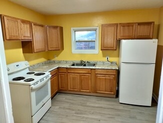 240 S 39th St, Louisville, KY 40212