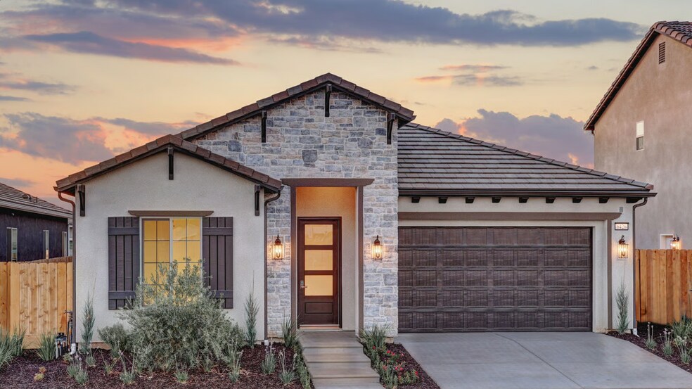 2605 N Annie Dr unit 36486866, Fresno, CA 93727 - photo 1