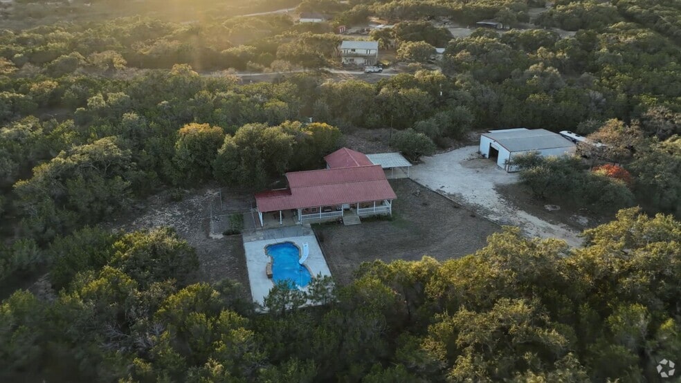 4335 Mail Route Rd, Fischer, TX 78623 - photo 2