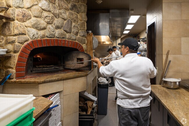 Stop by Buon Appetito in North Stonington for the freshest pizza in town.