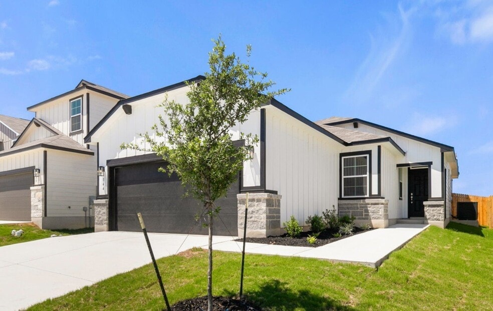 13235 Chanute Field Dr, San Antonio, TX 78253 - photo 1