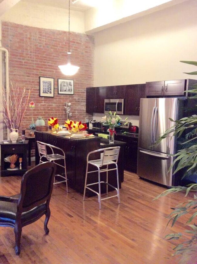 311 W Baltimore St, Baltimore, MD 21201