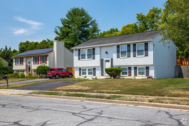 Split level homes are the most common housing type in Fredericktowne Village.