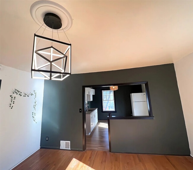 1171 21st St unit I, Des Moines, IA 50311 - photo 2