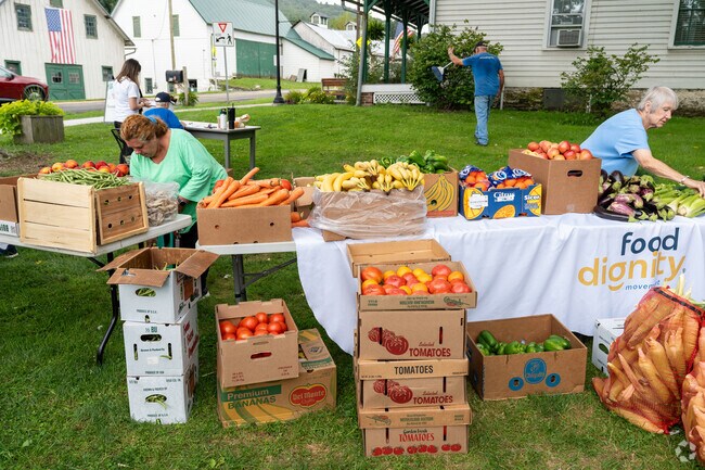 The Food Dignity Movement promotes local farm produce and satisfies residents in Trucksville.