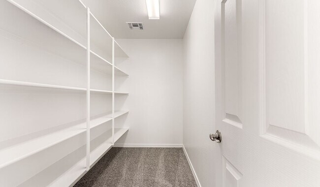 5036 W Roundhouse Rd, Phoenix, AZ 85339 - photo 4