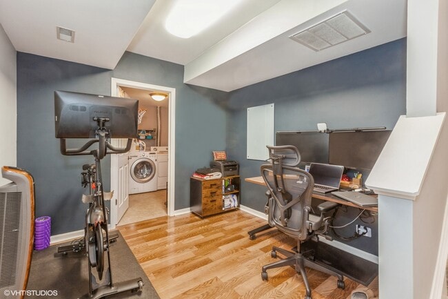 375 N Commerce St, Aurora, IL 60504 - photo 4