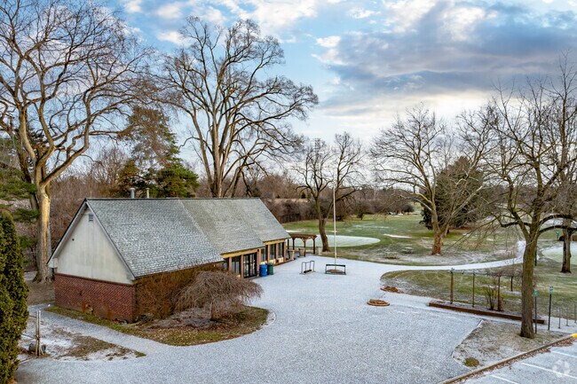 Springdale Park has a public 9-hole golf course contained within Birmingham city limits.