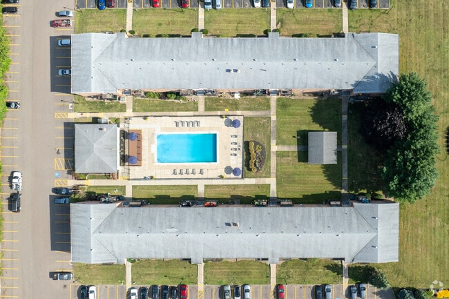 Fox Run Apartments, Austintown, OH 44515 - photo 7