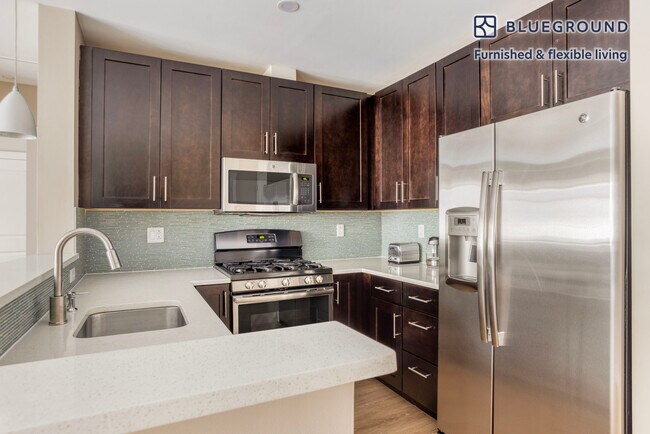 33 Rogers St unit FL3-ID946, Cambridge, MA 02142 - photo 6