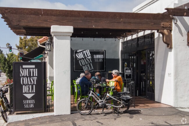 Foothill residents have access to a variety of local restaurants.