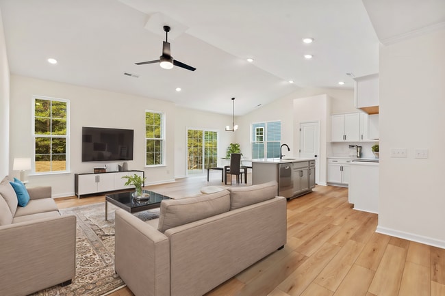 1162 Mountain Ridge Rd, Rural Hall, NC 27045 - photo 4