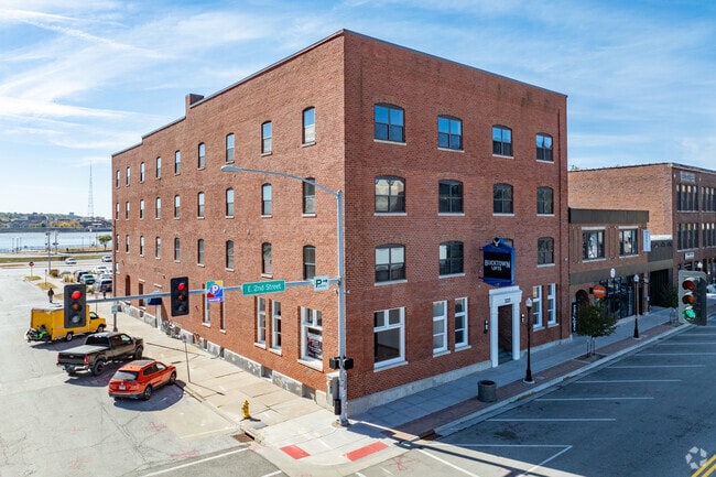 Bucktown Lofts, Davenport, IA 52801 - photo 3