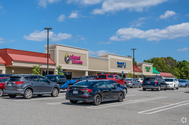 Your one-stop spot for health, fitness, and bargains at Hayfield Center.