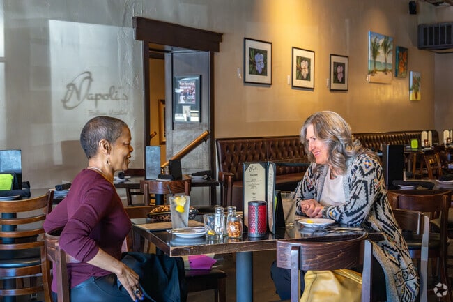 Napoli’s Italian Kitchen & Market has some of the best Italian cuisine in Grapevine.