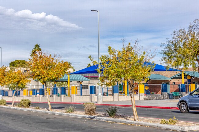 Dean Petersen Elementary School 3