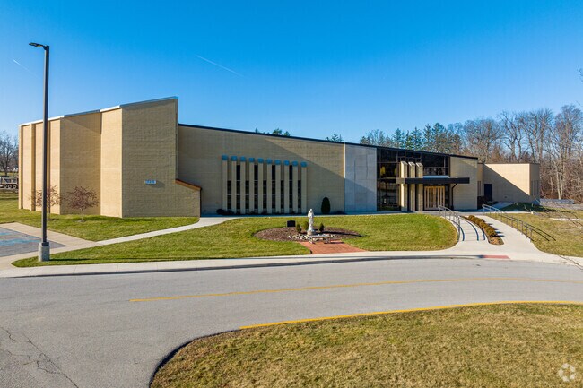Fort Wayne's Our Lady of Good Hope School teaches students grades PK,K-8.