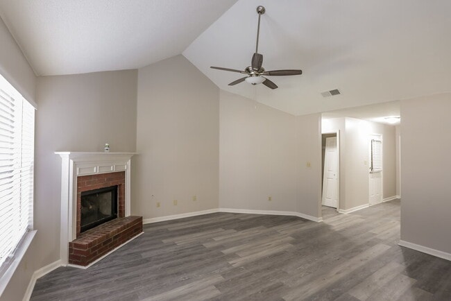 2944 Connor Reed Dr, Horn Lake, MS 38637 - photo 4