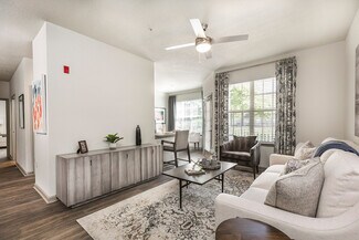 105 Oak Hill Dr, Athens, GA 30601