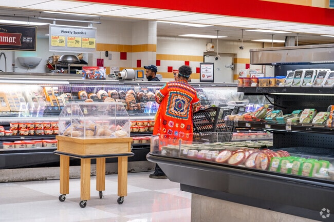 Shoppers in Mondawmin is a great spot to get groceries.