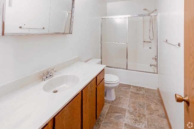 2517 Goettens Way unit 204, Saint Cloud, MN 56303 - photo 5